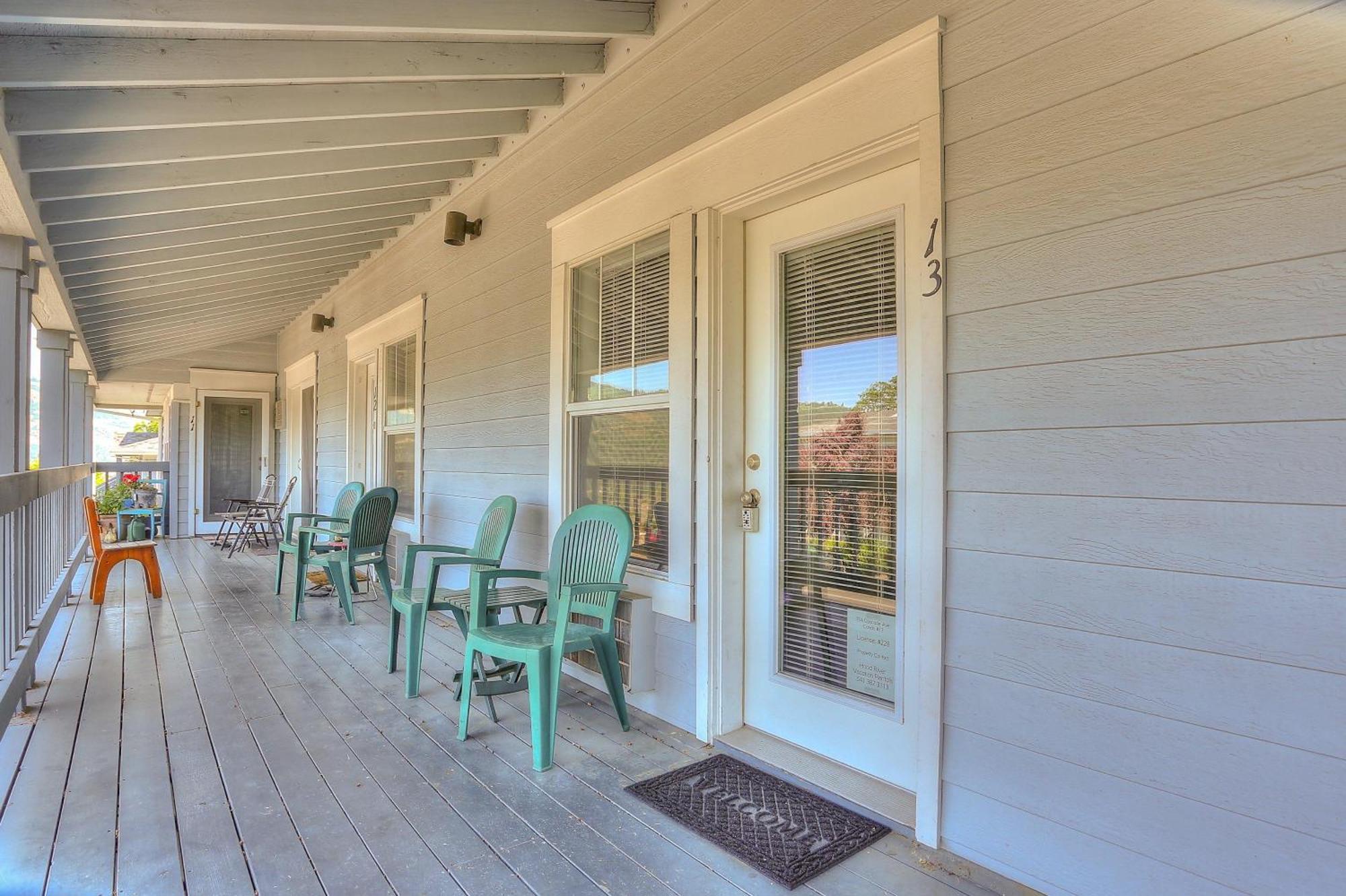 13 Lodge Hood River Exteriör bild
